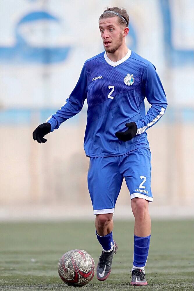 انتقال به استقلال پس از مشورت با عالیشاه!/ واکنش کاپیتان پرسپولیس به آبیپوش شدن بازیکن شناخته شده