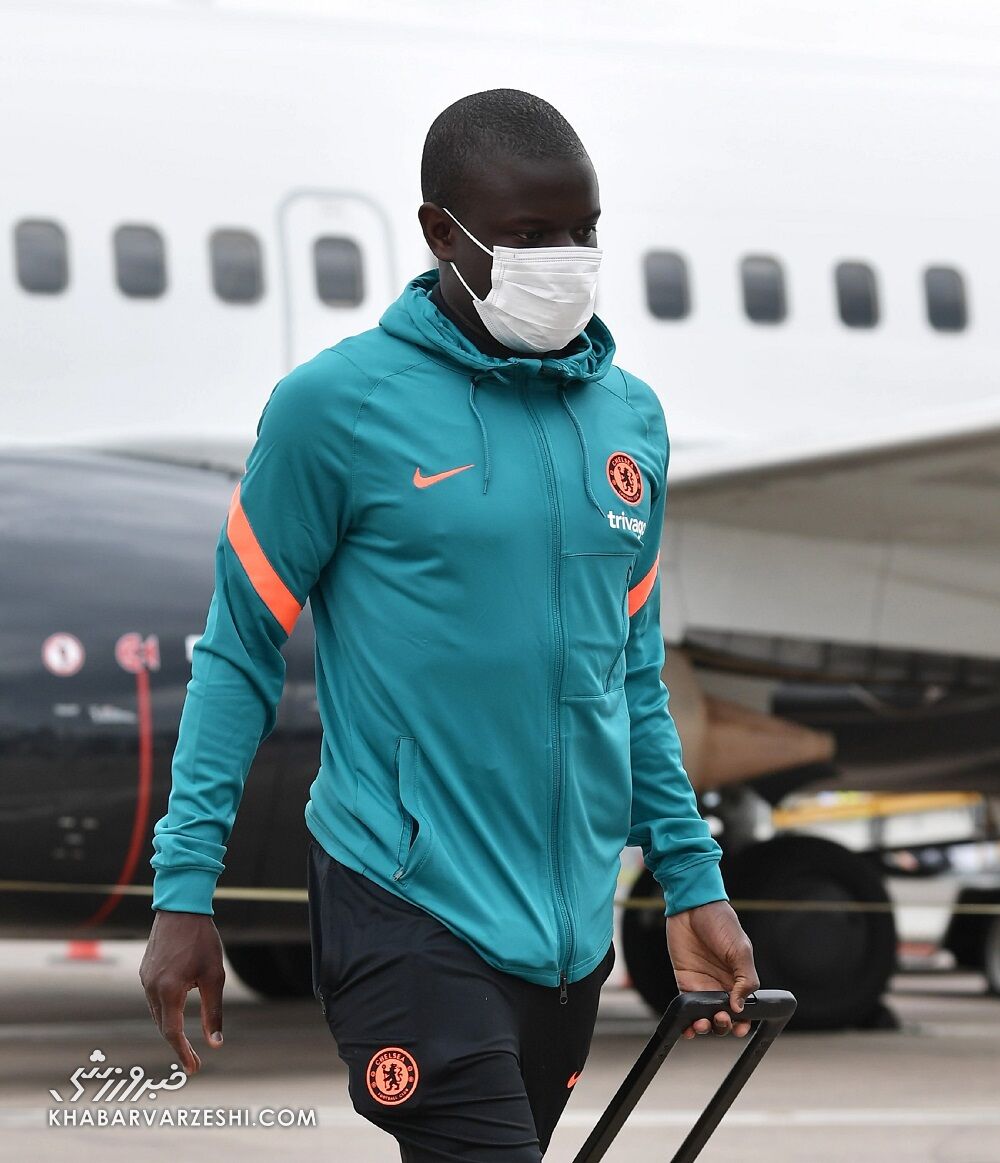 تصاویری از تفاوت شگفتانگیز سبک زندگی بسیار متفاوت کانته و بنزما/ از مینی کوپر ۱۰ هزار پوندی ستاره چلسی تا کلکسیون ۶ میلیون پوندی خودروهای مهاجم رئال