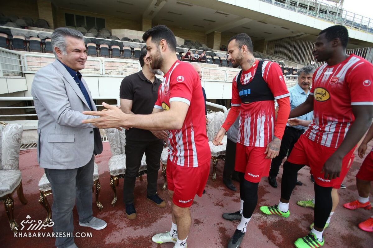 تصاویر| دوپینگ پرسپولیسیها قبل از دربی/ چهرههای محبوب و نامدار در تمرین سرخها