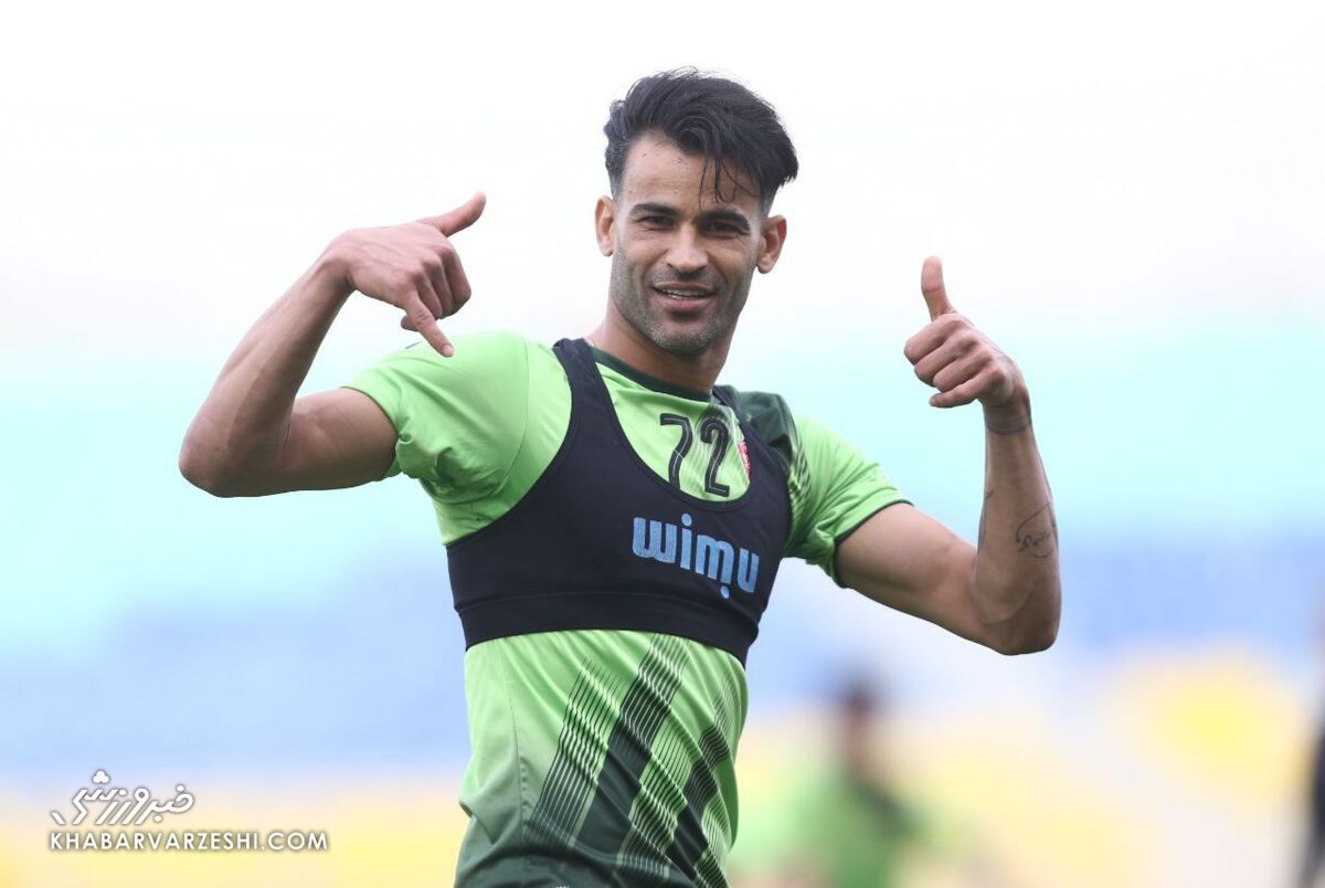 تصاویر| چهره مشترک پرسپولیسی‌ها قبل از دربی/ ۲ مهمان ویژه به سرخ‌ها اضافه شدند!  