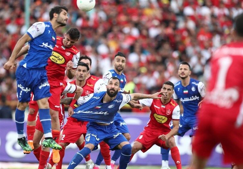 با داور ایرانی هم میتوان پرسپولیس را شکست داد/ پرسپولیسیها نمیدانند چه دربی سختی در پیش دارند/ ساپینتو حتماً درس دربی برگشت را فراموش نمیکند