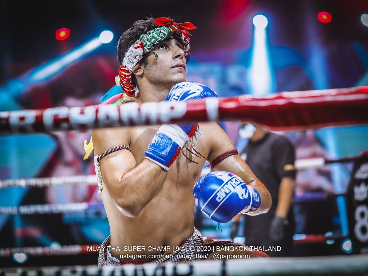 ایران در مویتای اصلاً حرفهای کار نمیکند/ من در ورزش الگو ندارم/ شعر می نویسم و موسیقی هیپ هاپ گوش می کنم