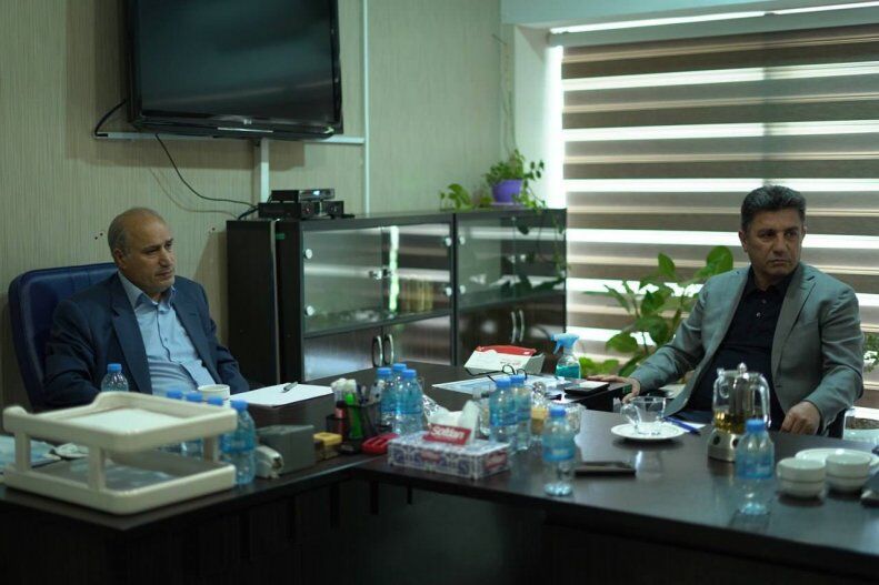 عکس| سرمربی جدید و آقای رئیس پشت یک میز/ درخواست ویژه تاج از قلعهنویی درخصوص تیم ملی