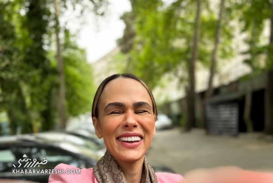 عکس| استایل متفاوت زن ستاره پرسپولیس در هوای بهاری تهران