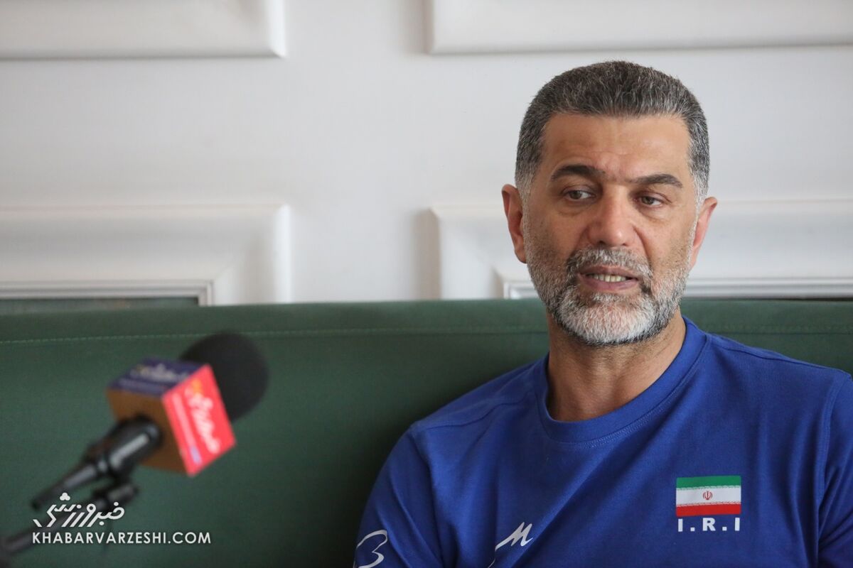 عطایی سرمربی والیبال