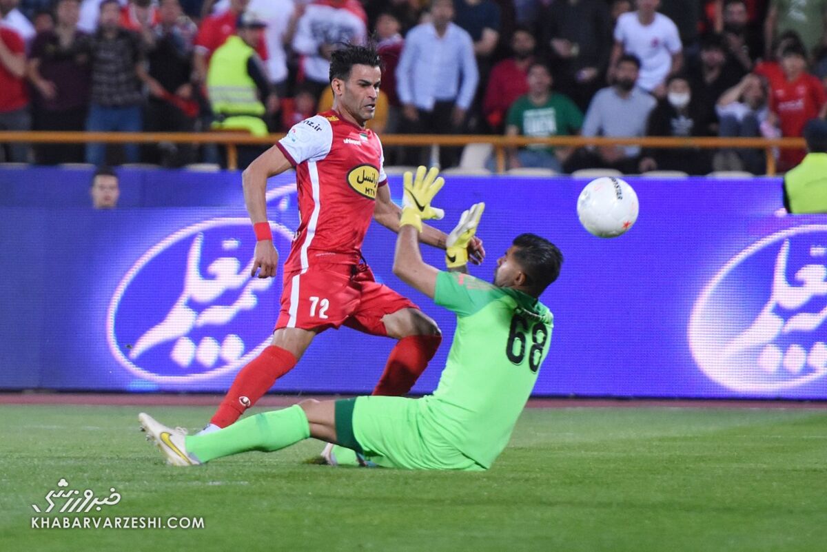 هیچکس در پرسپولیس منتظر این بازیکن نیست/ گلمحمدی روی حرفش میماند؟ عیسی آل کثیر