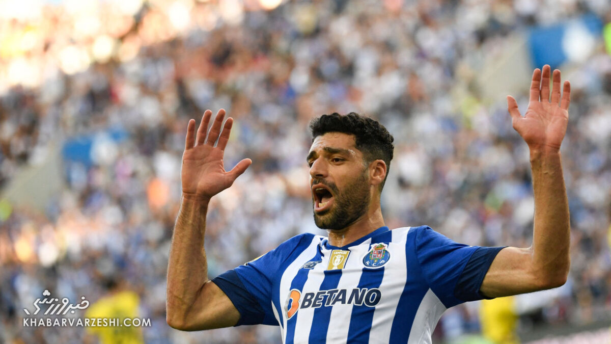 عکس| اقدام زیرکانه هوادار پورتو برای طارمی‌ 