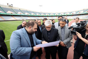 واکنش وزیر ورزش به حضور سرمربی خارجی در استقلال؛ قانون باید رعایت شود/ تا دیروز مشغول بررسی گزینه ایرانی بودند