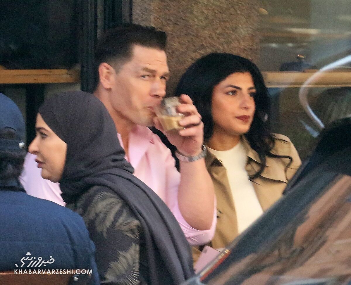 تصاویر شکار شده از جان سینا و همسر ایرانیاش