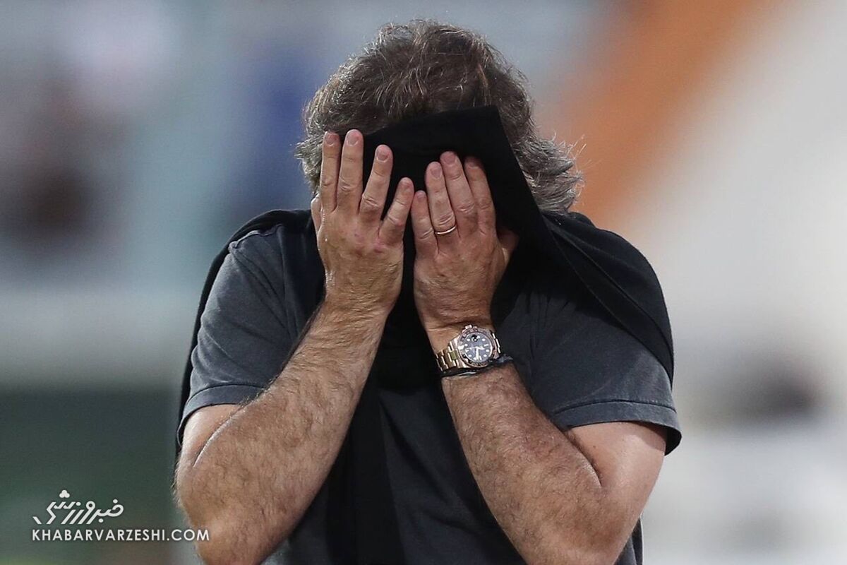 عکس| ساعت یحیی روی دست ساپینتو/ حدود ۸۰۰ میلیون تومان روی دست سرمربی استقلال!