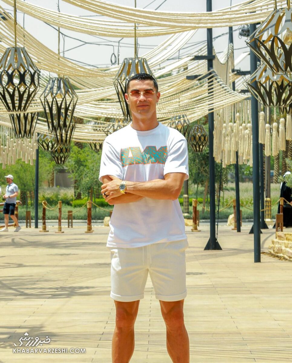 کریستیانو رونالدو در رستوران جدیدش