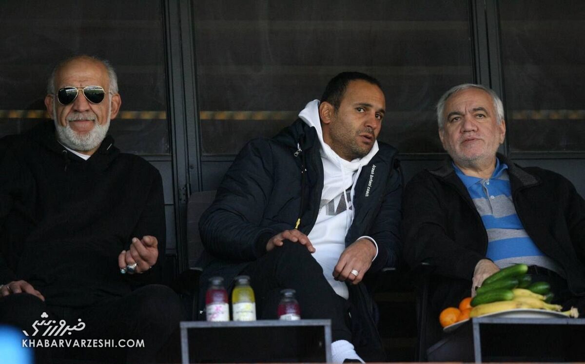 این کُری نیست حقیقت است؛ استقلال در لیگ و جامحذفی اول است/ کاش ساپینتو و کریمی در باشگاه ماندنی شوند/ مدیرفعلی باشگاه گفت نگو برای آکادمی چه کار کردم، اما...