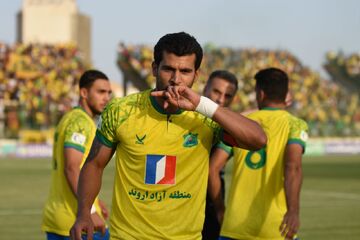 پست خداحافظی پاک شد؛ ریکانی به فوتبال برمی‌گردد؟