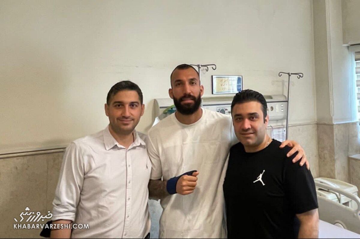 عکس| کاپیتان استقلال عمل شد/ ترمیم رباط روزبه چشمی در بیمارستان