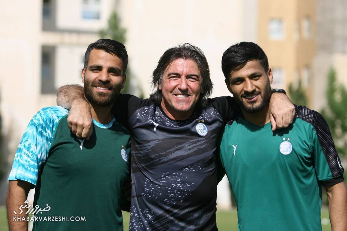 عکس اختصاصی ساپینتو با گلزنان استقلال