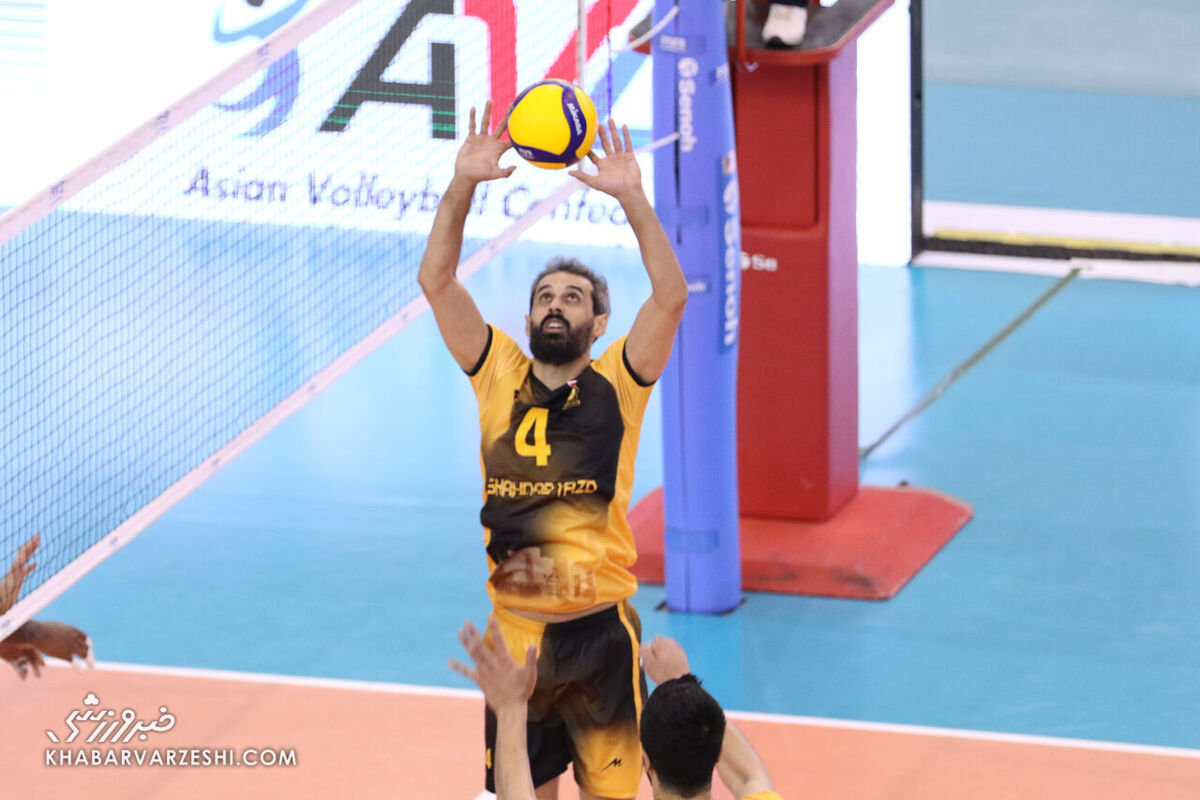 تیم یزدی با سعید معروف سوم هم نشد! تیم یزدی با سعید معروف سوم هم نشد!