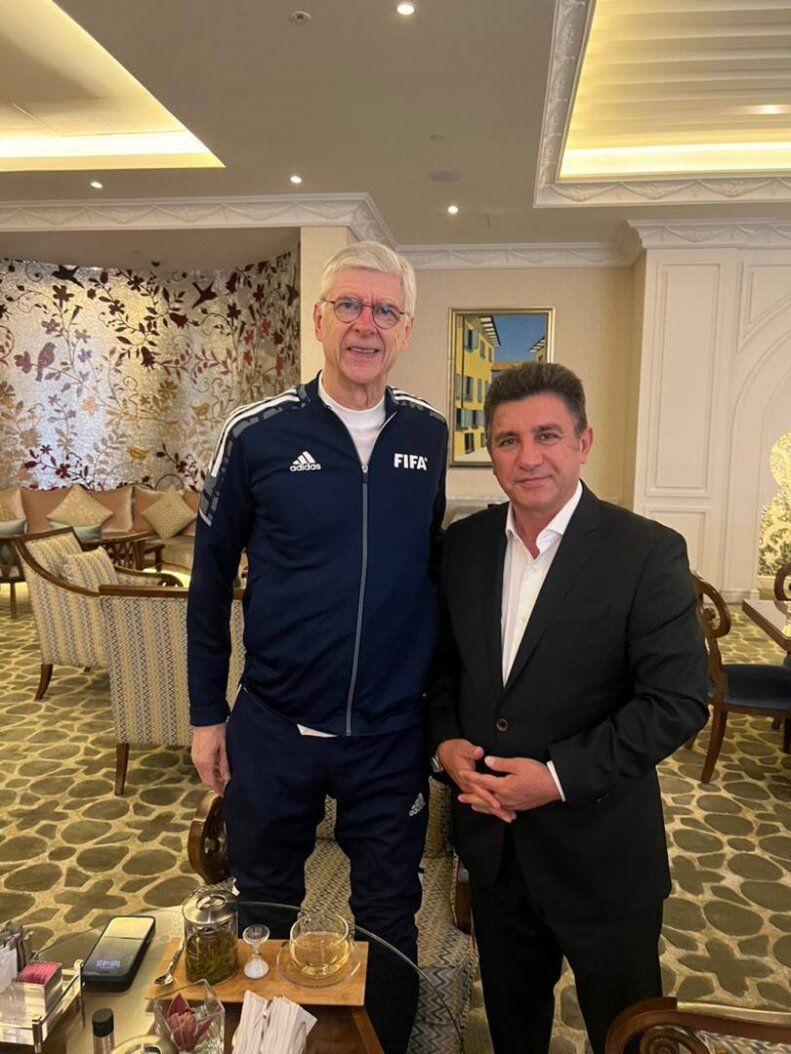 پاسخ قلعه نویی به انتقادات اخیر؛ خیلیها با گرمکن حضور داشتند!/ آرسن ونگر جواب سوالم را داد