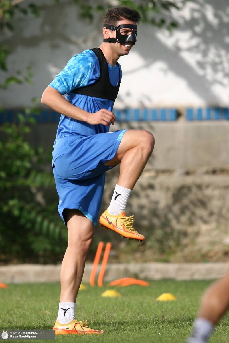 عکس| پیتر چک استقلالی ها شناسایی شد!