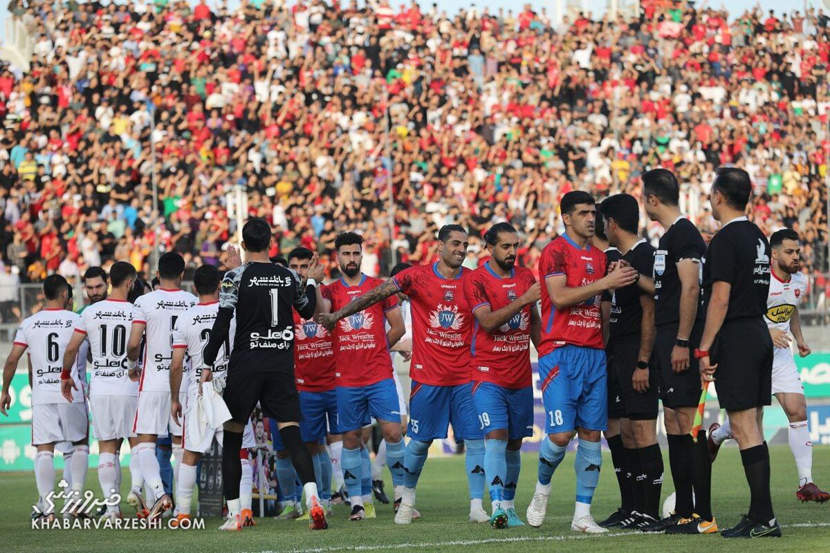 آتشبازی شاگردان یحیی در قائمشهر/ پرسپولیس جشن پانزدهمین قهرمانی را در شمال گرفت