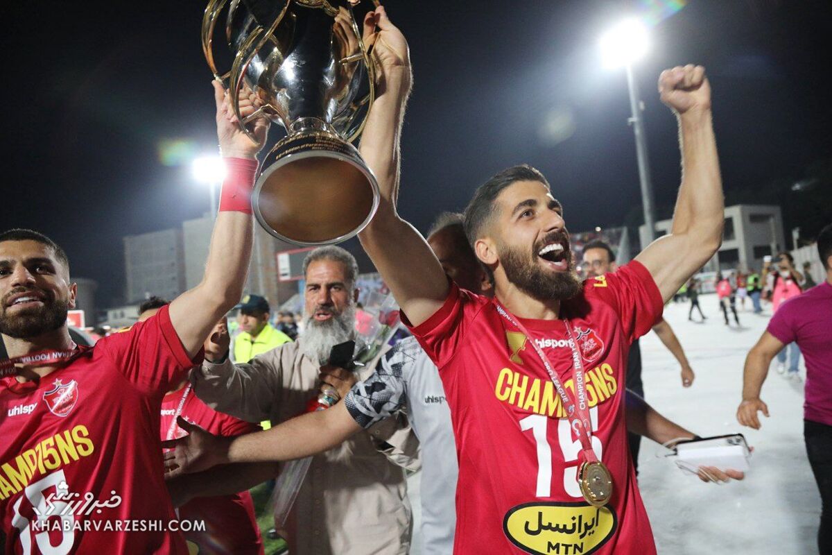 گلمحمدی به باشگاه نامه زد؛ قرارداد این مدافع را یک سال دیگر تمدید کنید!/ کنعانیزادگان - پرسپولیس منتفی شد؟ گلمحمدی به باشگاه نامه زد؛ قرارداد این مدافع را یک سال دیگر تمدید کنید!/ کنعانیزادگان - پرسپولیس منتفی شد؟