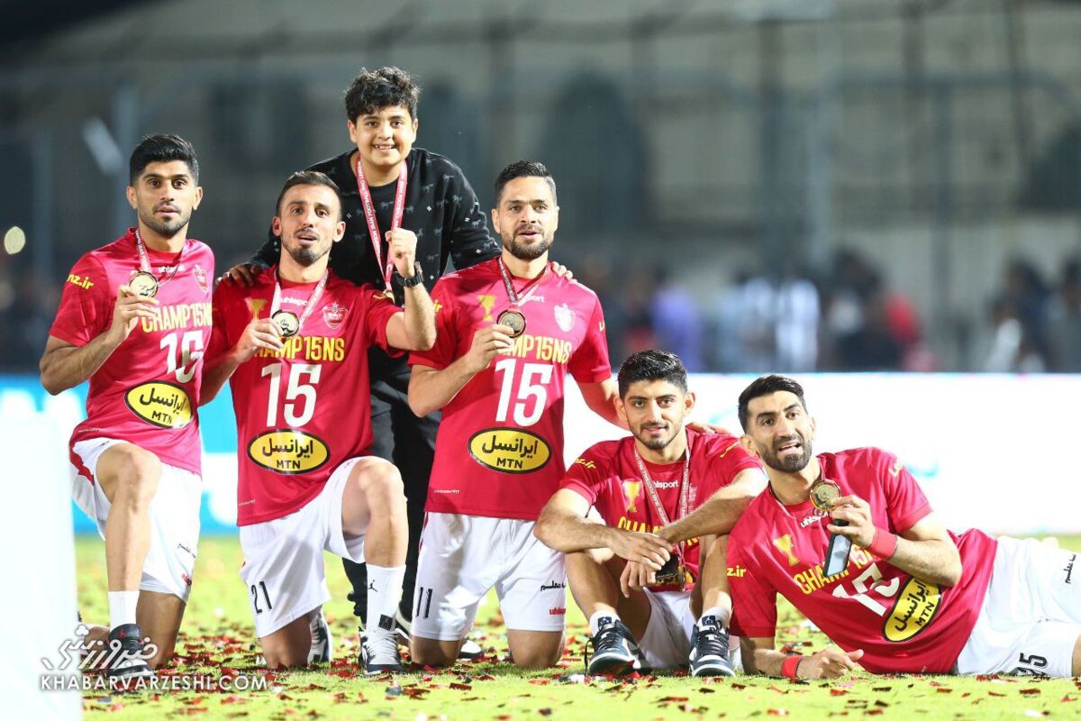 واکنش طارمی به قهرمانی پرسپولیس در لیگ برتر واکنش طارمی به قهرمانی پرسپولیس در لیگ برتر