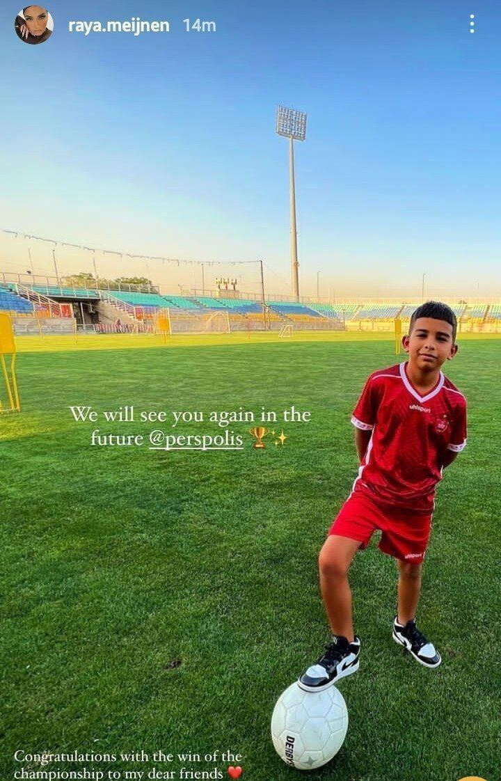 عکس| واکنش عجیب زن لوکادیا به قهرمانی پرسپولیس