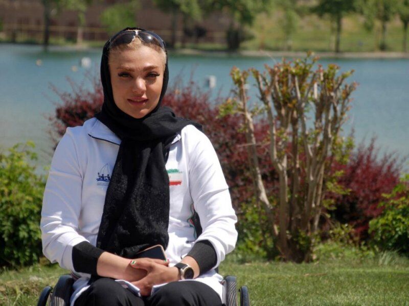 عکس| هدیه خجالت‌آور شورای شهر به بانوی ایرانی/ برای مدال المپیک، فلاسک می‌دهید!