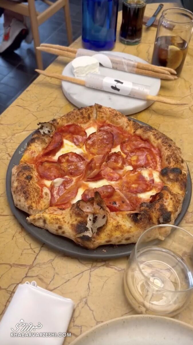 نگاهی به رستوران جدید مسی به سبک «سالتبی»/ رستورانی لوکس با ماکارونی ۴۰ پوندی و توپ فوتبال شکلاتی ۳۰ پوندی/ تصاویر غذاهای این رستوران را ببینید