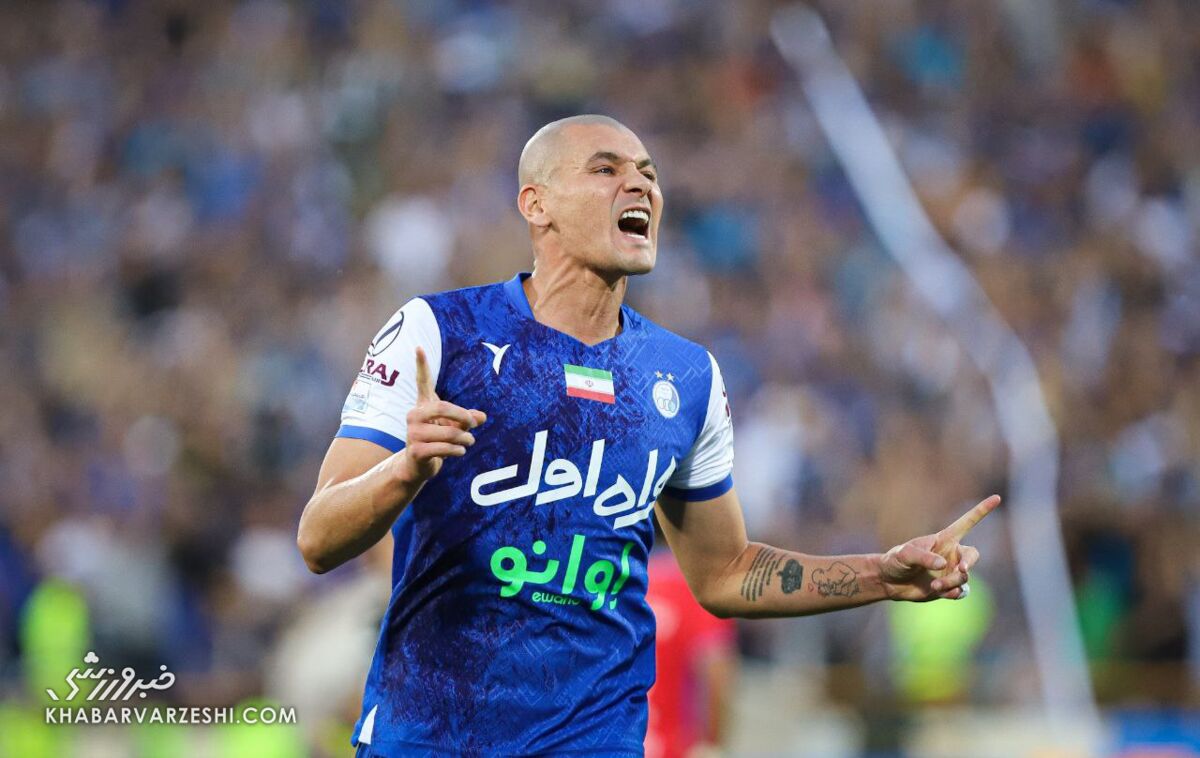 صدای بمب های ضعیف نقل و انتقالات در استقلال بعد از جنجال شبانه!/ هایجک مهم از پرسپولیس؛ یک دروازهبان می آید/ مدافعی که تمایلی به بازگشت ندارد