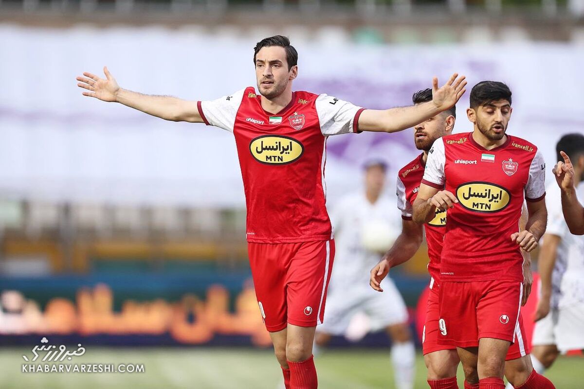 داور خارجی؟ این حرفهای استقلالیها مزخرف است/ شاید دوباره در دربی گل زدم داور خارجی؟ این حرفهای استقلالیها مزخرف است/ شاید دوباره در دربی گل زدم