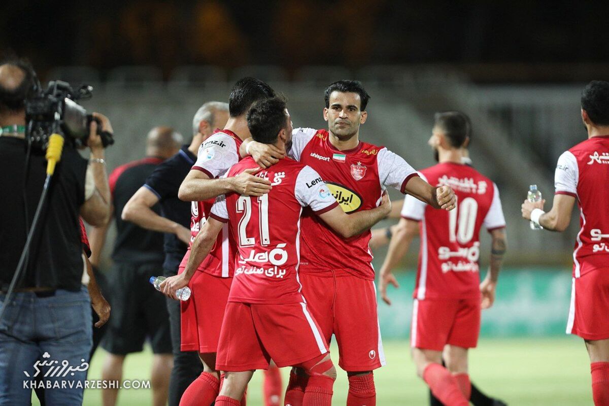 چهارشنبه آینده زیباترین دربی تاریخ را خواهیم دید؛ هردو تیم زیبا و هجومی بازی میکنند/ دوست دارم پرسپولیس ۴ بر ۳ استقلال را شکست دهد!