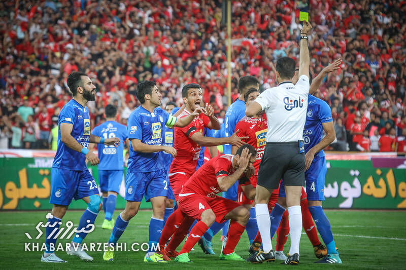 بررسی کارنامه سوتهای بیژن حیدری در فصل ۰۲-۱۴۰۱ برای سرخابیها/ خاطره خوش گلمحمدی از شکست استقلال با این قاضی سیاهپوش