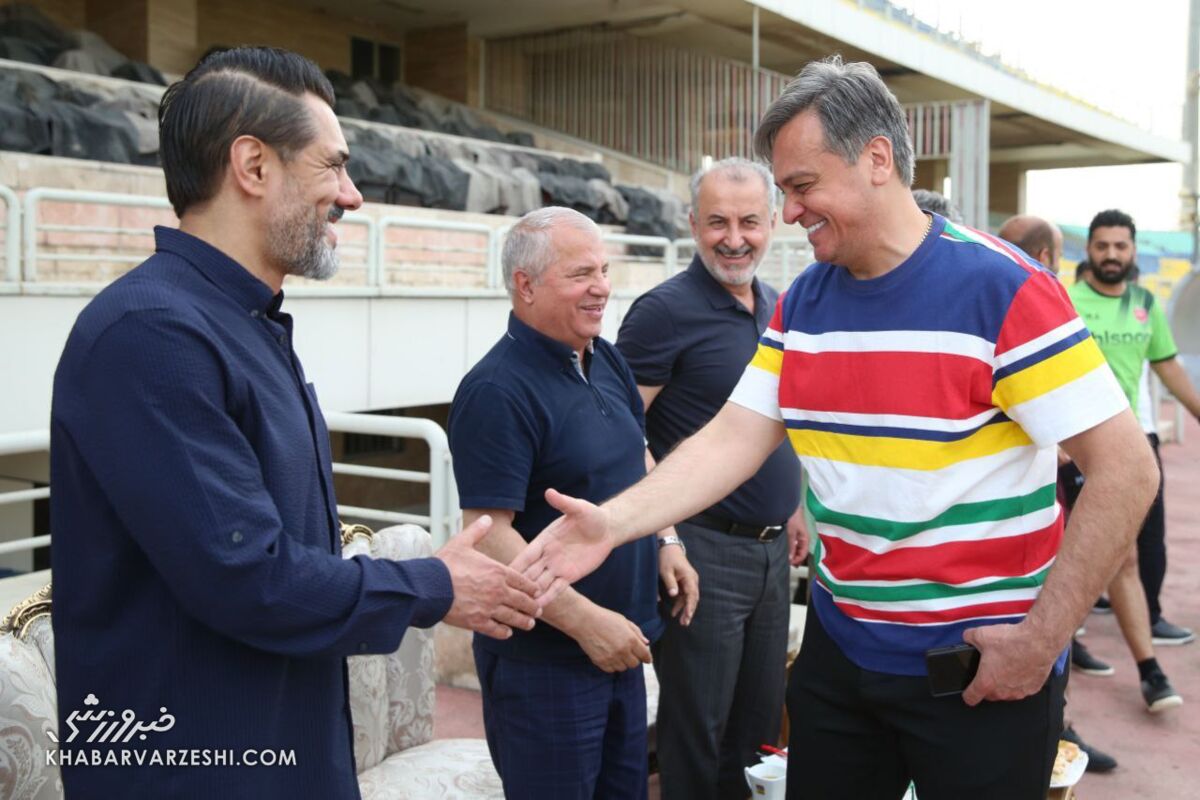 تصاویر| سلطان دربیها و مالدینی پرسپولیس در اردوگاه سرخها/ دوپینگ پرسپولیسیها قبل از دربی فینال