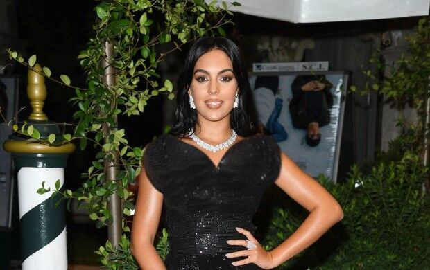 عکس| کلکسیون بینظیر جواهرات جورجینا/ زیورآلات نامزد رونالدو چقدر ارزش دارد؟