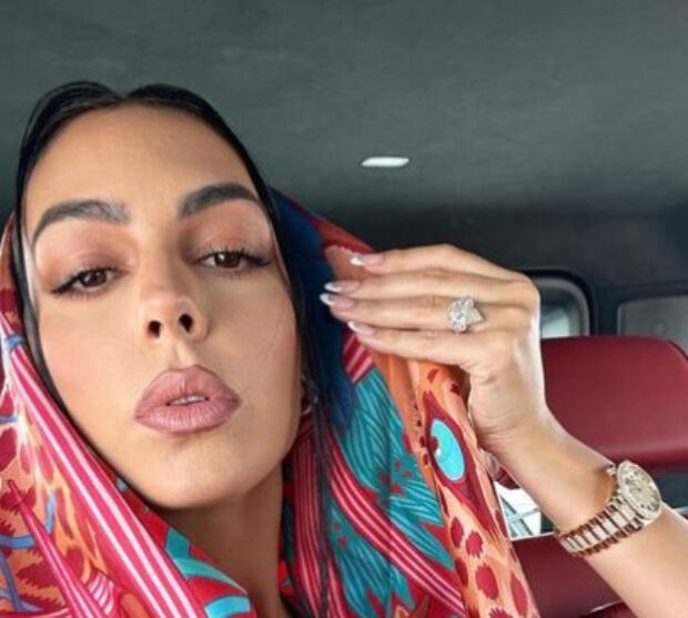 عکس| کلکسیون بینظیر جواهرات جورجینا/ زیورآلات نامزد رونالدو چقدر ارزش دارد؟