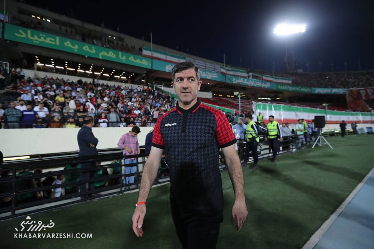 پرسپولیس تغییر سیستم میدهد؟ پرسپولیس تغییر سیستم میدهد؟