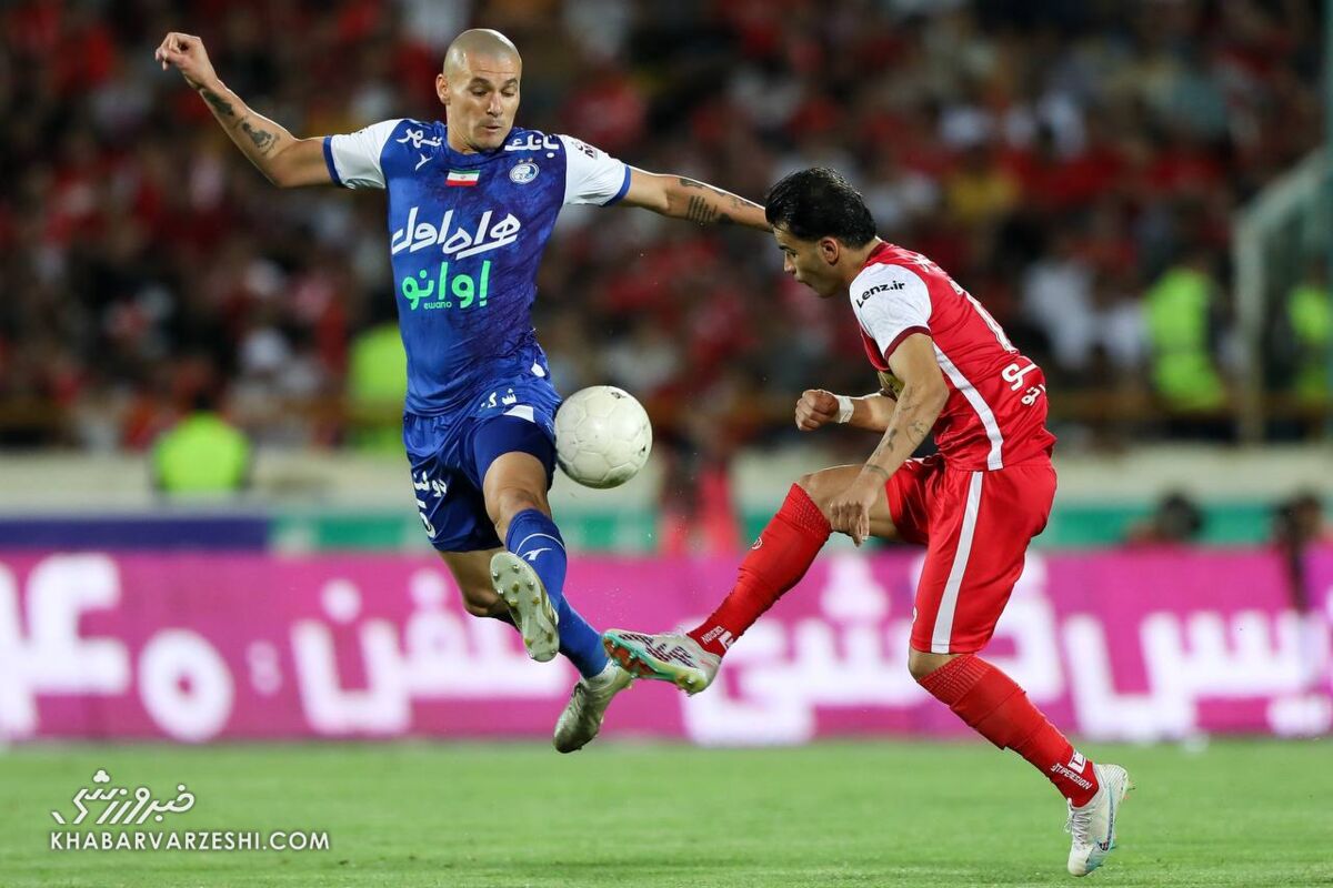 این بازیکن «استقلال» را از نقل و انتقالات محروم میکند؟ این بازیکن «استقلال» را از نقل و انتقالات محروم میکند؟