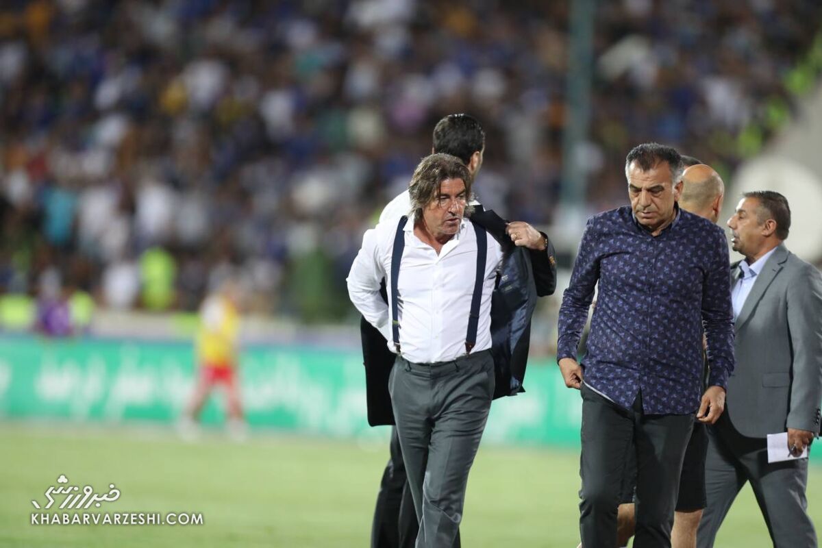 تصاویر| فریم به فریم با عصبانیت شدید ساپینتو در دربی/ مرد پرتغالی چگونه از کوره در رفت؟