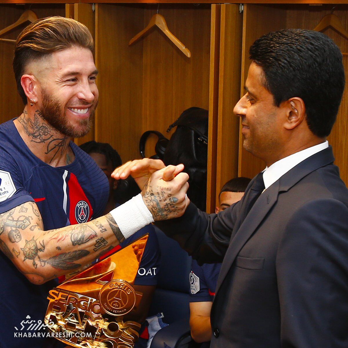 تصاویر| یادگاریهایی برای ۲ سال حضور کاپیتانهای بارسلونا و رئالمادرید/ هیاهو برای هیچ!