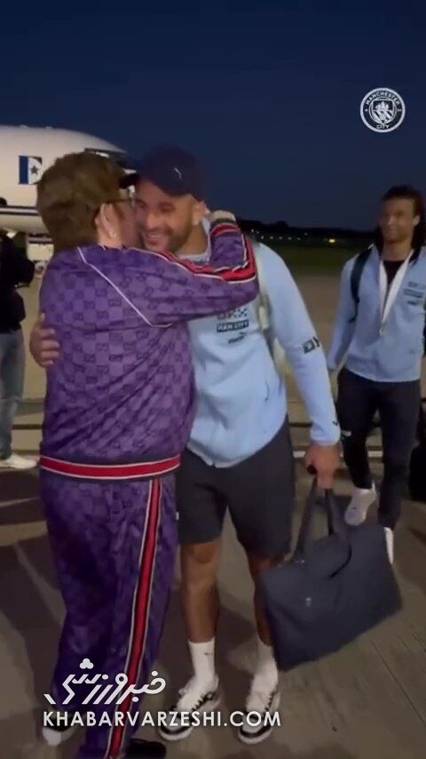 تصاویر| دیدار قهرمانان جام حذفی با اسطوره موسیقی جهان «التون جان»/ اتفاق که سیتیزنها را هیجانزده کرد