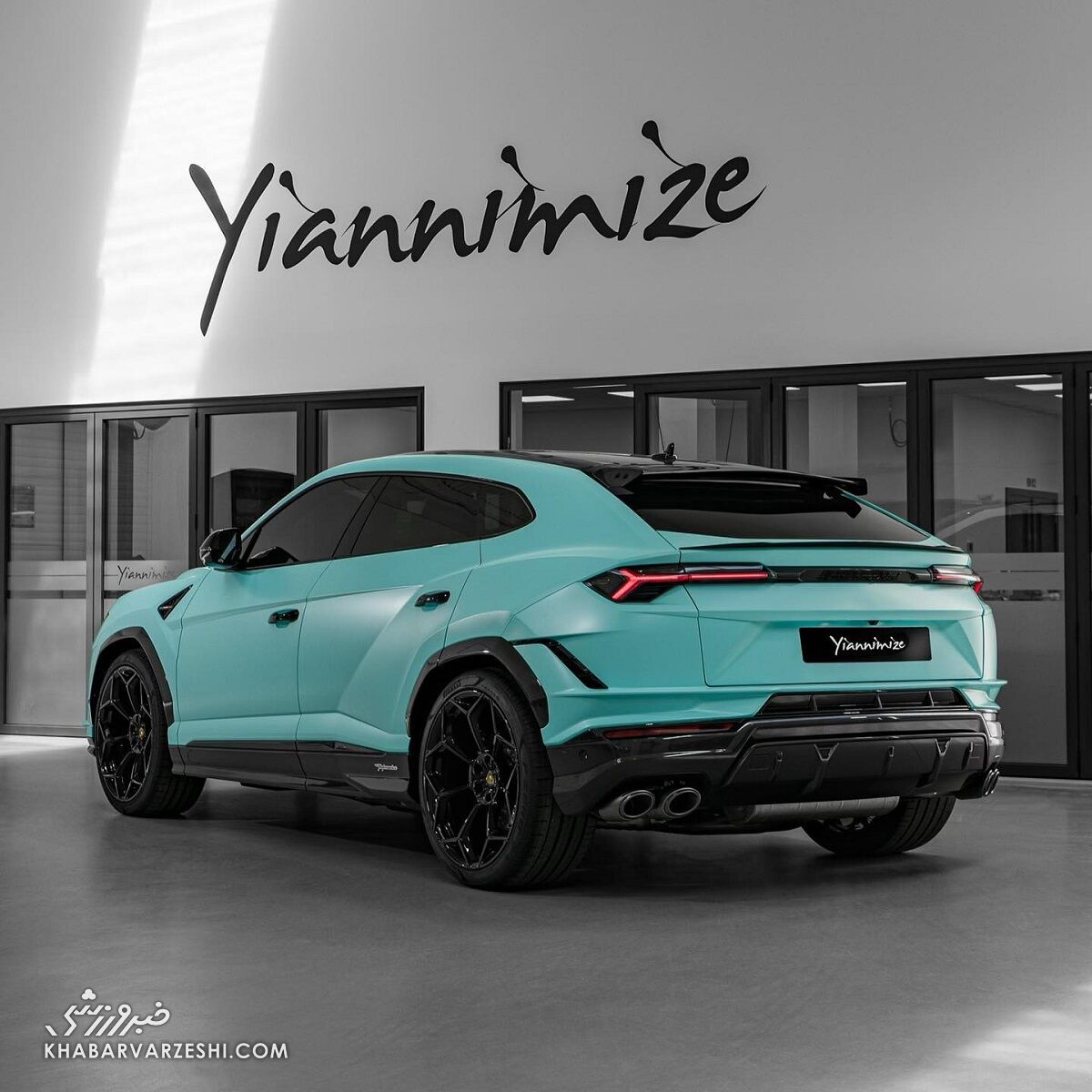 حرکت خاص قهرمان لیگ برتر/ تصویر لامبورگینی شخصیسازی شده توسط هوادار رقیب را ببینید