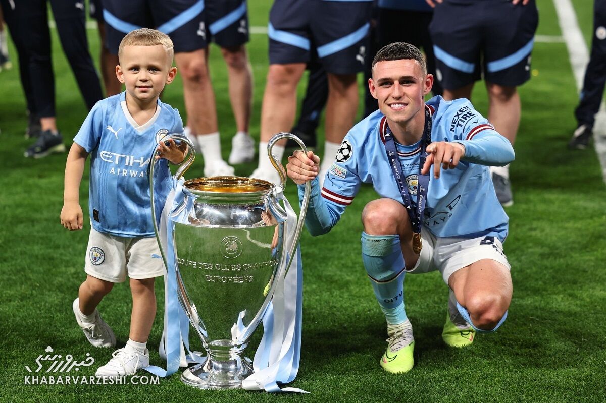 تصاویر جالب از بازیکنان سیتی و خانوادهشان در جشن قهرمانی لیگ قهرمانان اروپا/ از نقش پررنگ نامزد هالند تا بوسه دوباره پپ برای دخترش