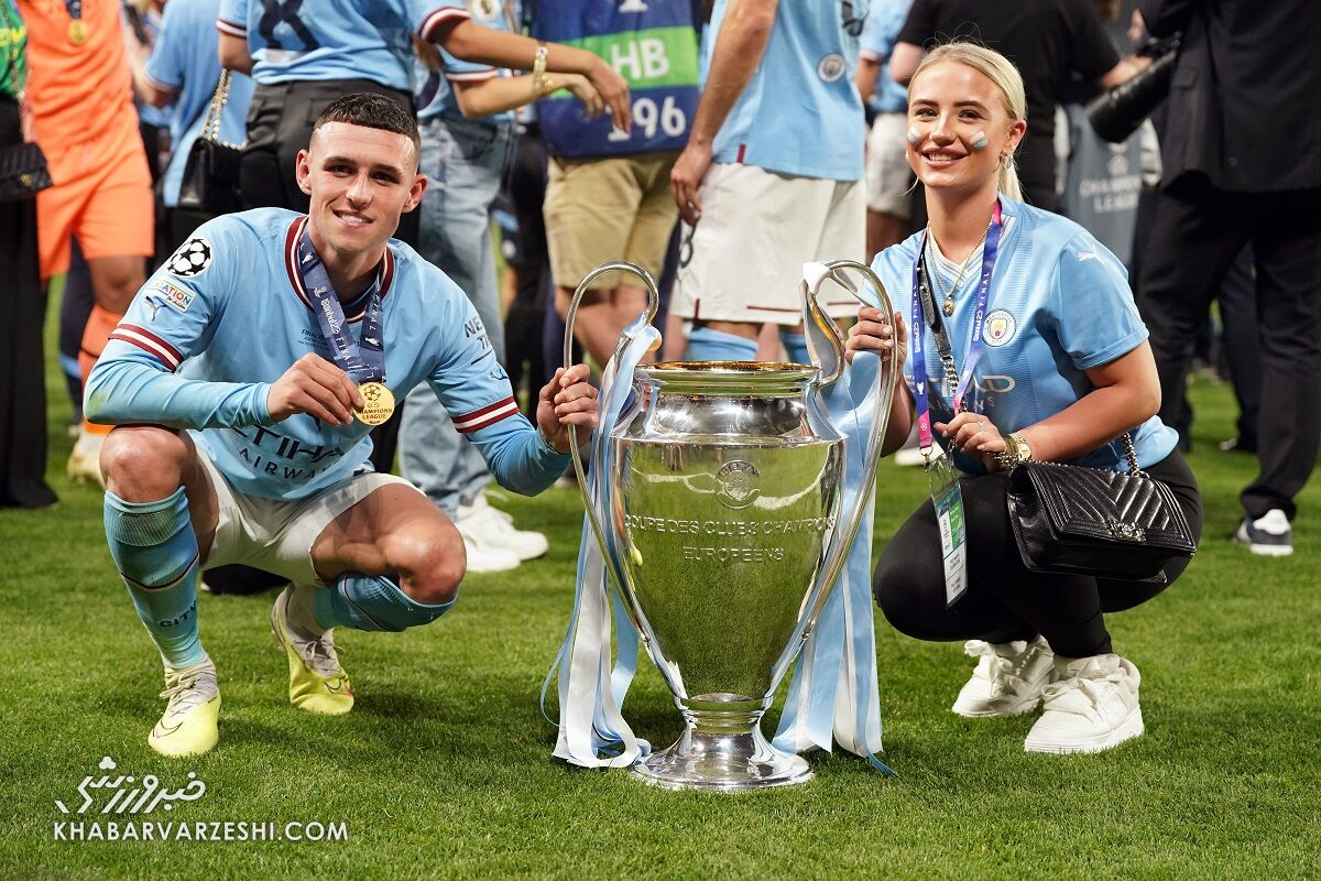 تصاویر جالب از بازیکنان سیتی و خانوادهشان در جشن قهرمانی لیگ قهرمانان اروپا/ از نقش پررنگ نامزد هالند تا بوسه دوباره پپ برای دخترش