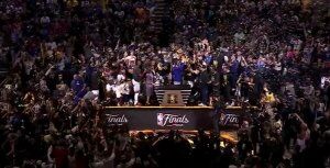 ویدیو| مراسم اهدای جام قهرمانی NBA به دنور ناگتس