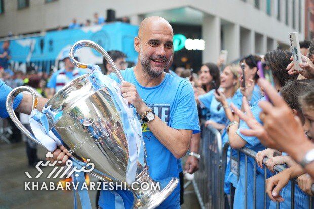 تصاویر ساعتهای خاص بر دستان قهرمانان خاص/ چند میلیون پوند ساعت روی دست آبیها