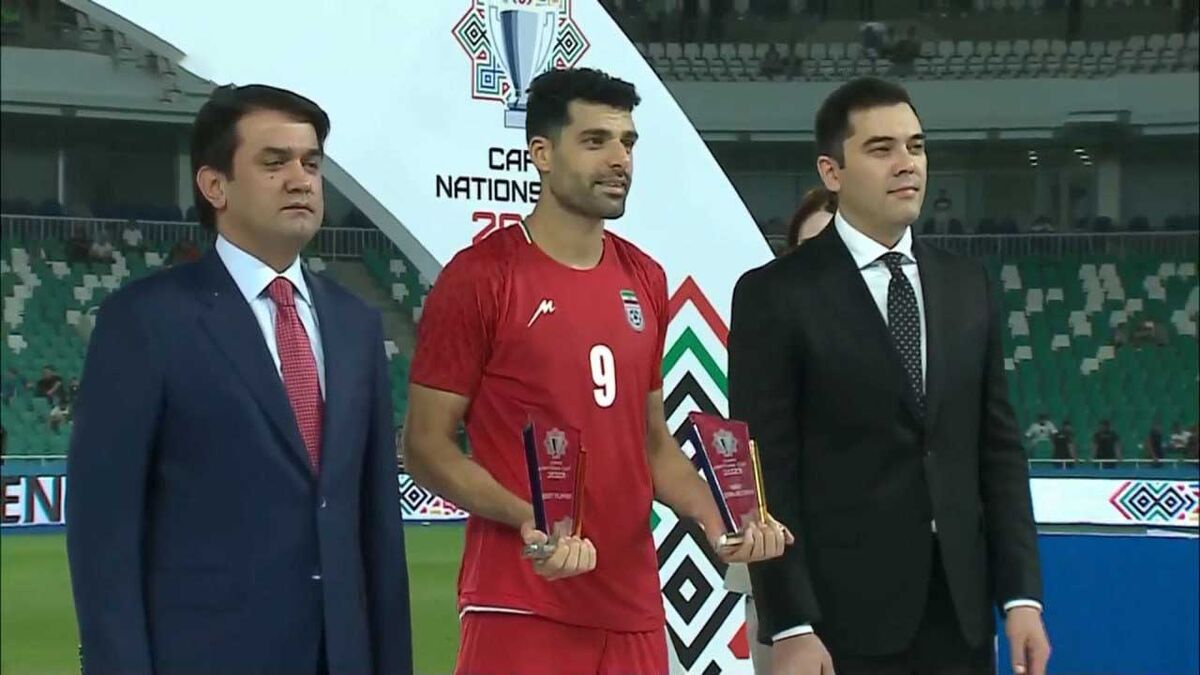 تصاویر| طارمی جوایز مهم کافا را درو کرد