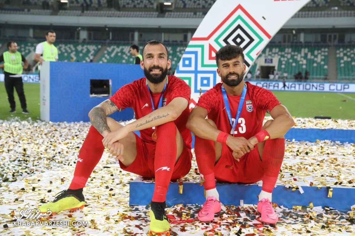 استقلالی تیرم و به اجبار به پرسپولیس رفتم/ این رامین با این فیزیک دو سال با قدرت در استقلال بازی میکند استقلالی تیرم و به اجبار به پرسپولیس رفتم/ این رامین با این فیزیک دو سال با قدرت در استقلال بازی میکند