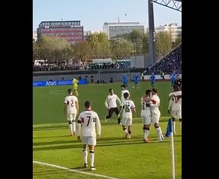 تصاویر| همتیمی رونالدو بادیگارد او شد!/ فریم به فریم با محافظت غیرمنتظره از کریستیانو