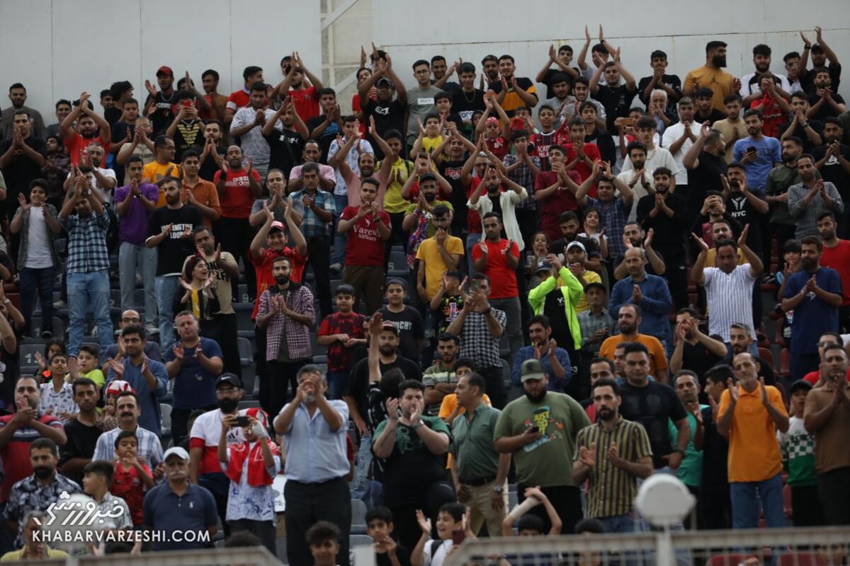 تصاویر| آقای گل پرسپولیس در تمرین نساجی