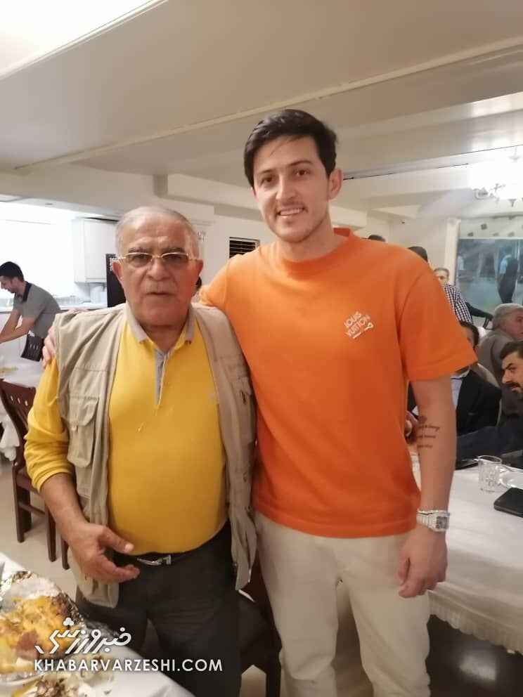 عکس| ملاقات ناگهانی بزرگان فوتبال ایران در یک رستوران/ ستاره تیم ملی سرمیز ناهار شوکه شد